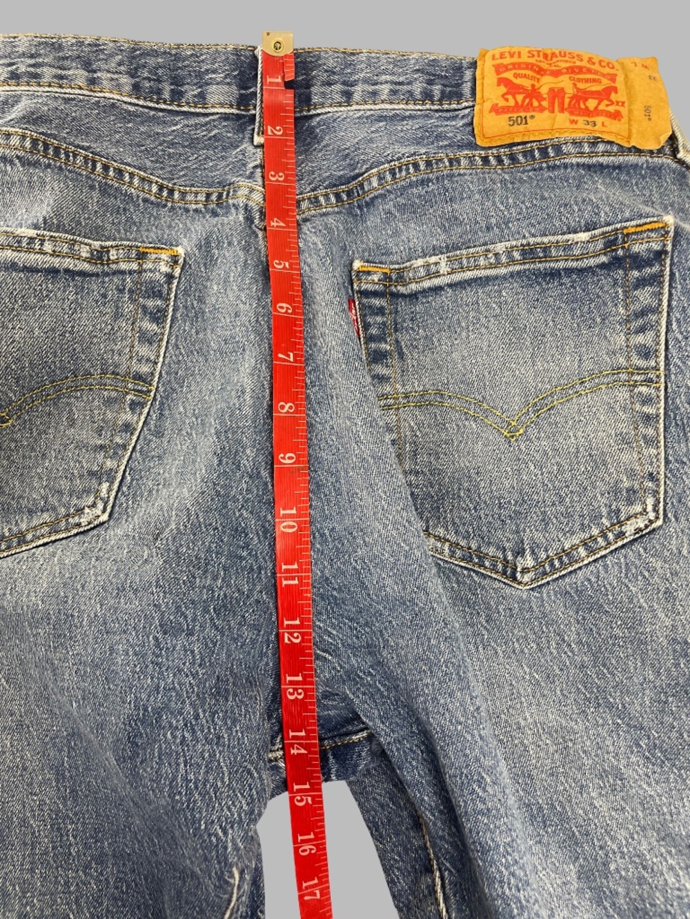 Levi’s 501 Original Fit Hemmed 9” Men’s Denim Shorts Medium Wash - Picture 6 of 8